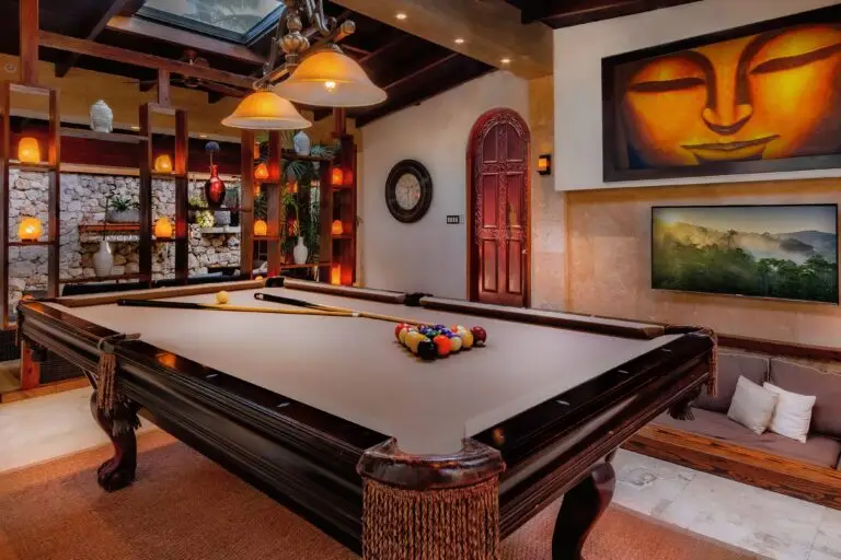 Bali Retreat Aruba - Billiard