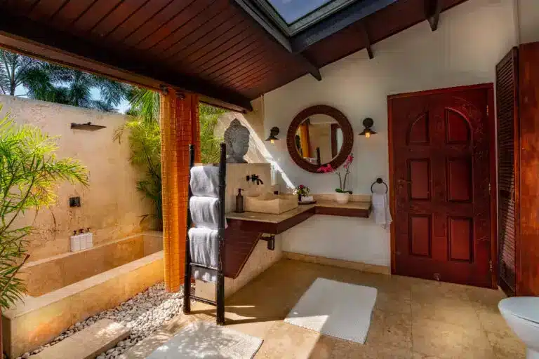 Bali Retreat Aruba - Open-Air Bathroom